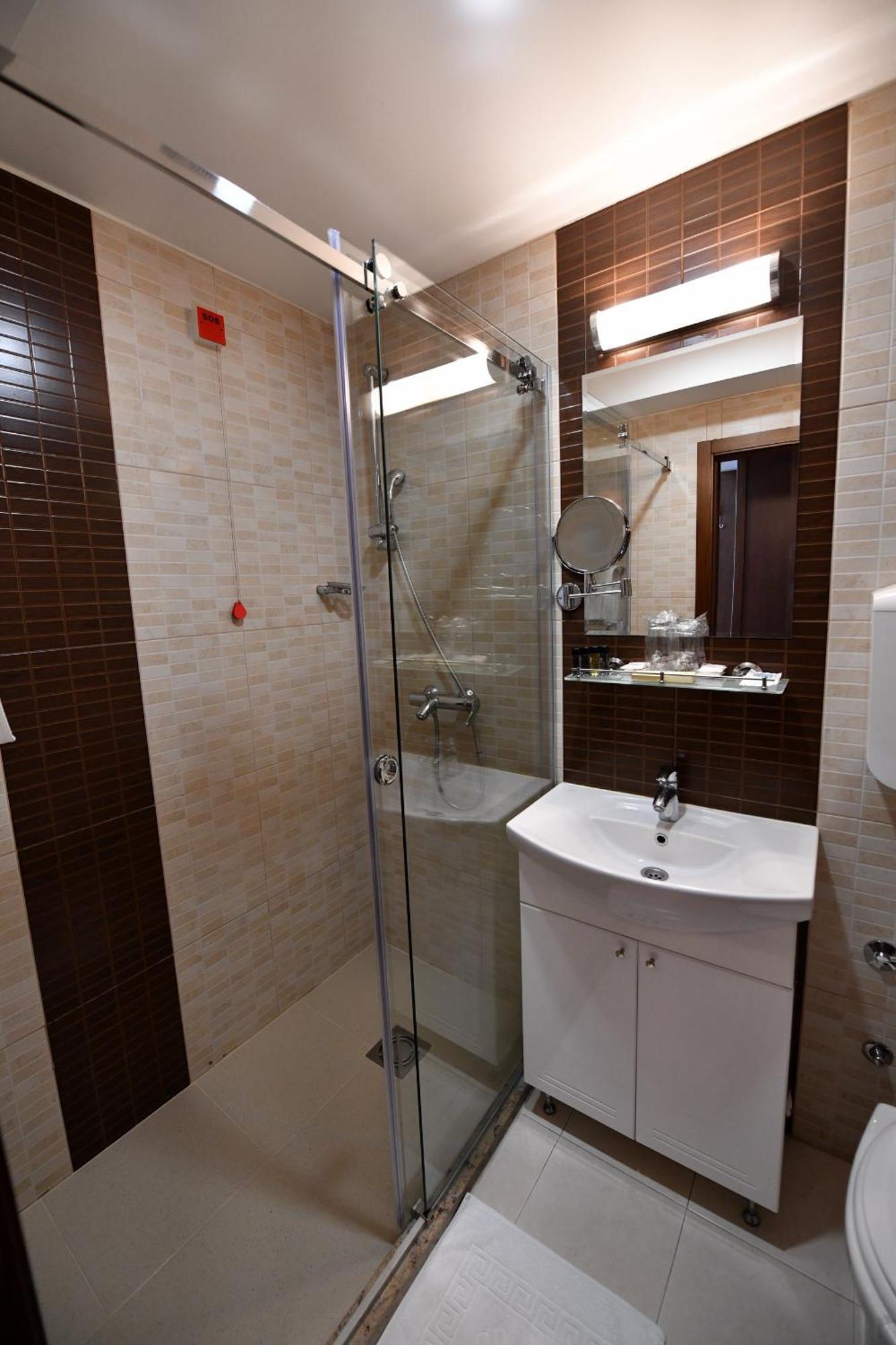 Hotel Beograd Čačak Dış mekan fotoğraf