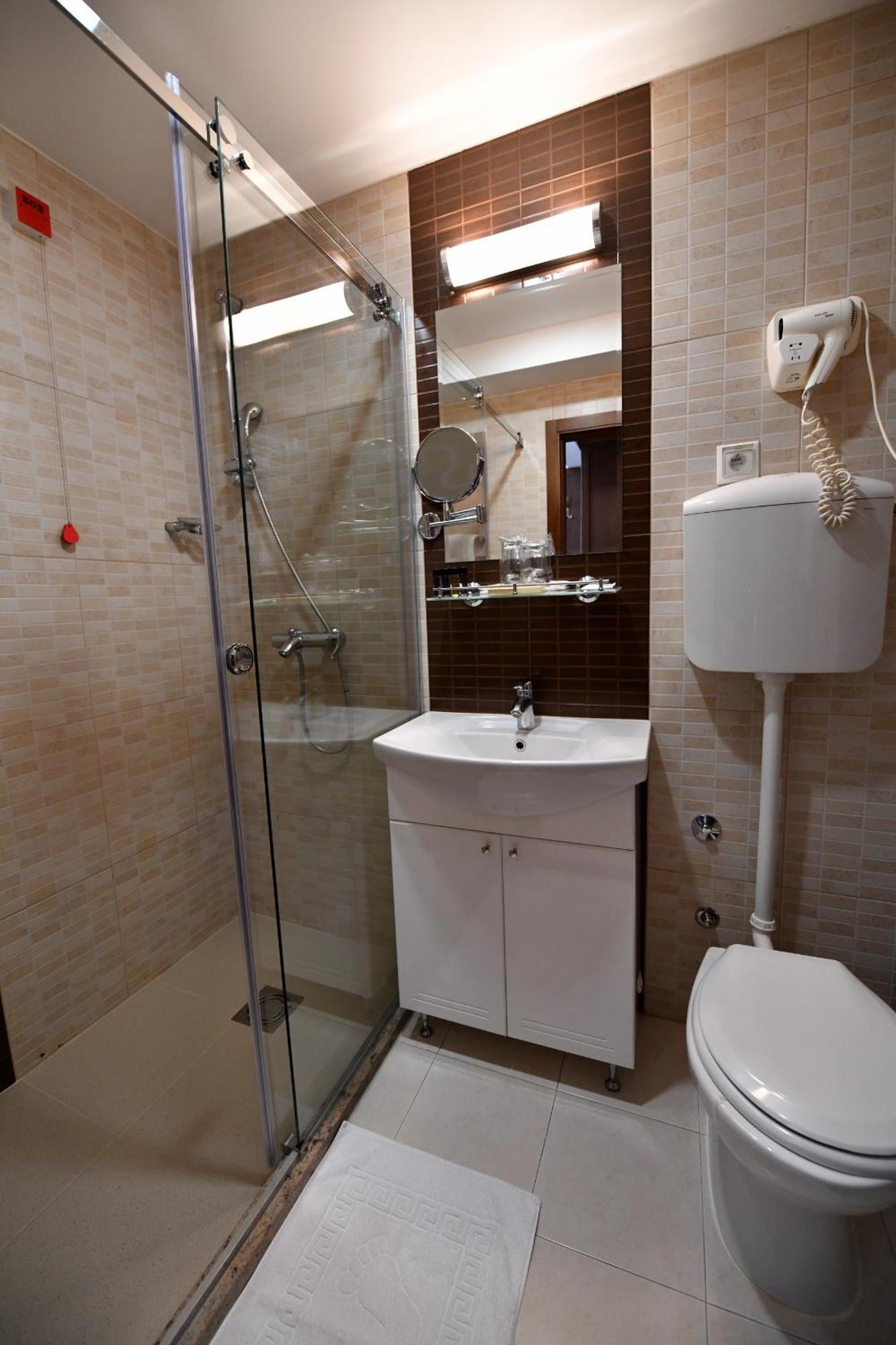 Hotel Beograd Čačak Dış mekan fotoğraf