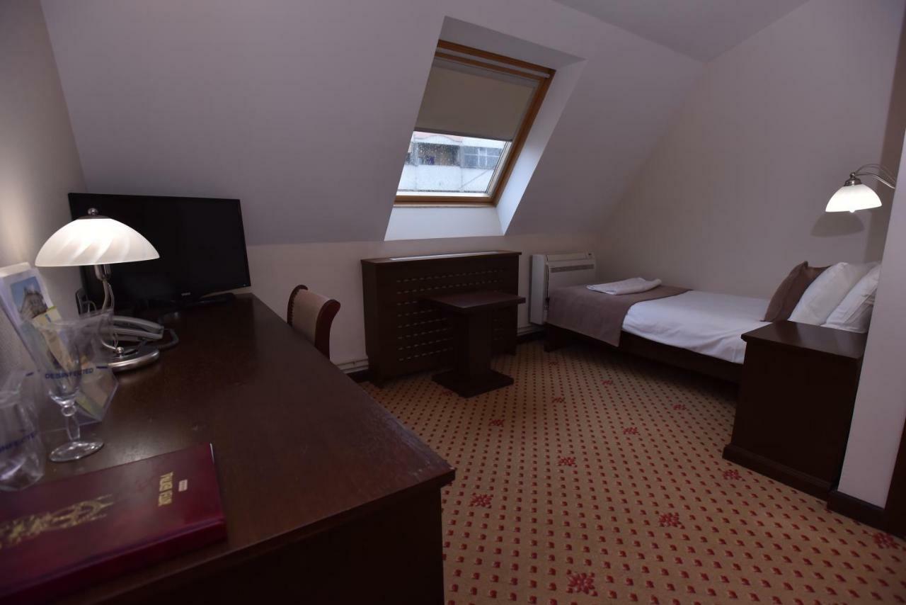 Hotel Beograd Čačak Dış mekan fotoğraf